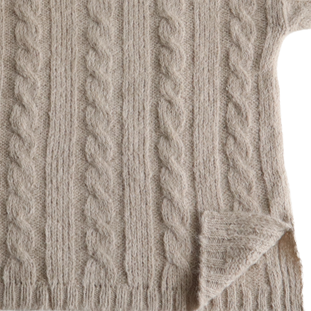 popsfl.com alpaca fashion outlet Oversized Suri alpaca sweater with all over cable pattern, Crewneck, Split Hem, color taupe. Made in Peru popsfl.com alpaca fashion outlet Oversized Suri alpaca sweater with all over cable pattern, Crewneck, Split Hem, color taupe. Made in Peru