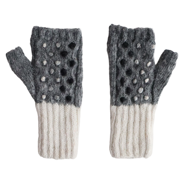 Homepage PopsFL.com outlet: Fingerless gloves, wrist warmers,100% Alpaca, Natural colors. Handmade in Peru
